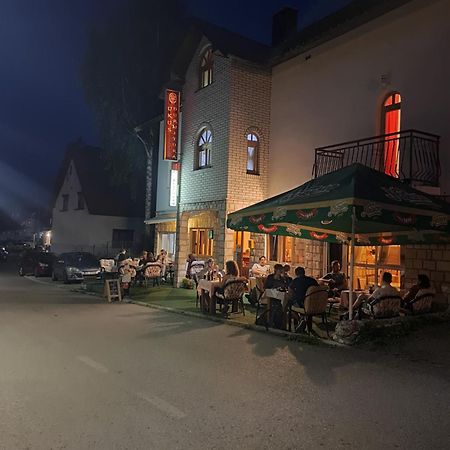 Guesthouse Ukus Durmitora Zabljak  Exterior photo